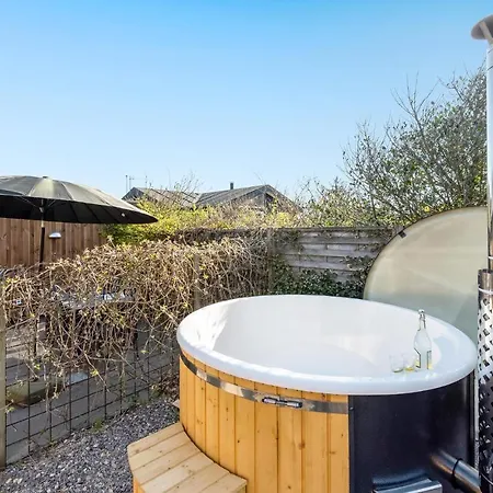 Three-bedroom In Vakantiehuis