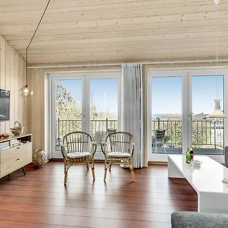 Three-bedroom In Vakantiehuis Struer